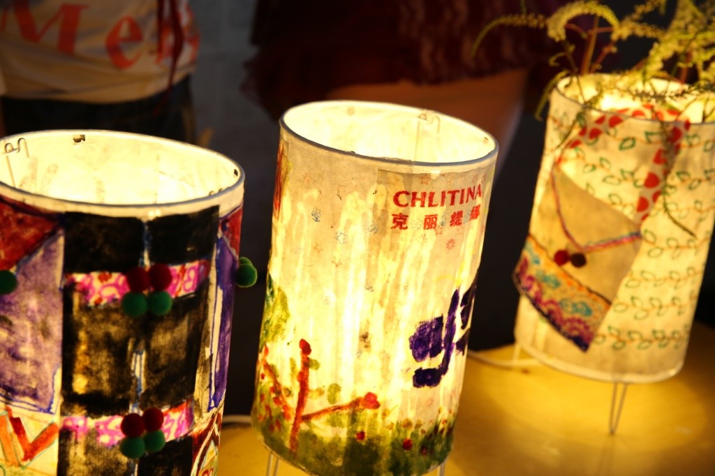 克丽缇娜傣纸灯